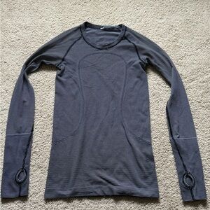 Lululemon long sleeve shirt